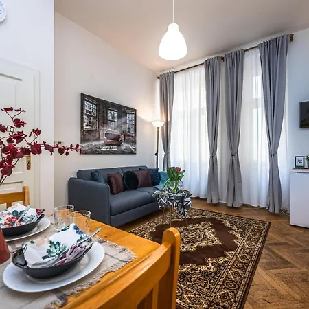 Apartment Tynska Ulicka