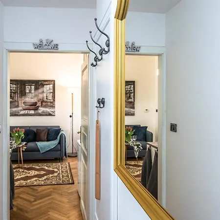 Apartment Tynska Ulicka